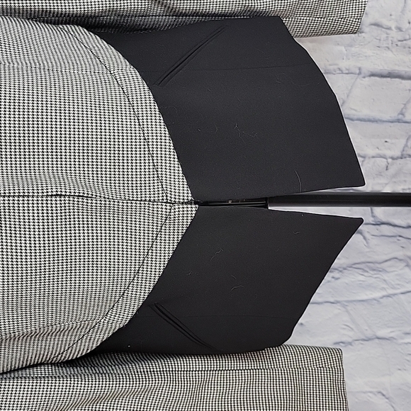 NINE WEST Short Black and White Houndstooth Jacket Size 10 - Picture 3 of 7